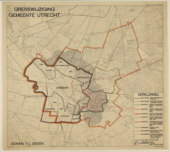 217390 Topografische kaart van de gemeente Utrecht en omliggende gemeenten waarop in kleuren zijn aangegeven de ...